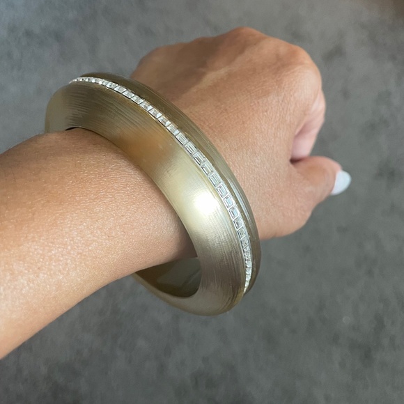 NEW! ALEXIS BITTAR Gold Lucite Crystal Wide Bangle - Picture 1 of 9
